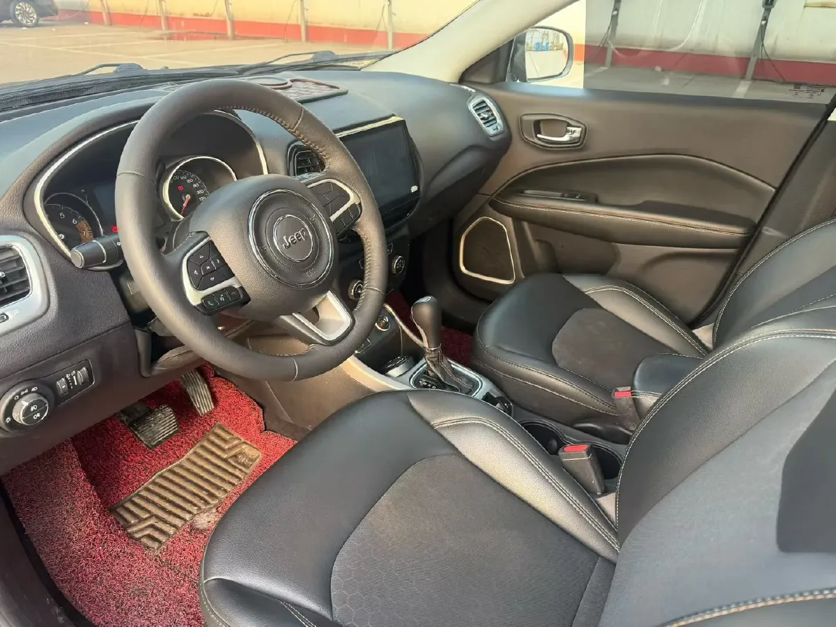 2019 Jeep Compass 1.3T 173HP L4 7DCT,autocango,china used car exporter,china ev exporter,chinese used car exporter,chinese used ev exporter