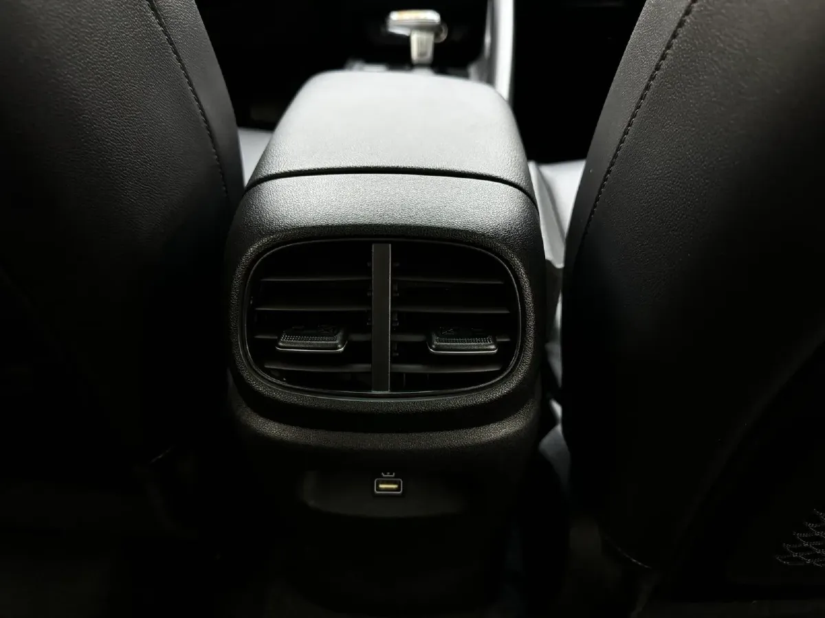 2022 Hyundai Elantra 1.5L 115HP L4 CVT,autocango,china used car exporter,china ev exporter,chinese used car exporter,chinese used ev exporter