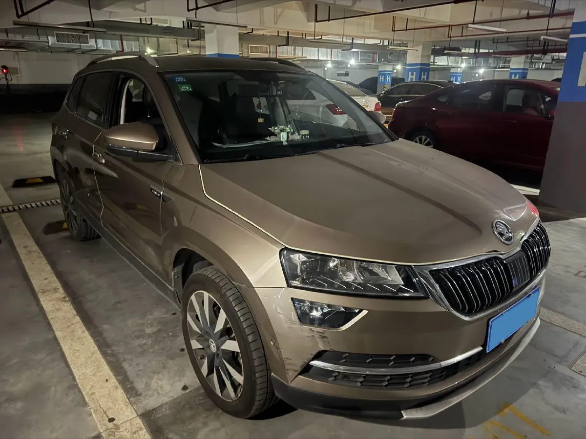 2019 Skoda Karoq 1.4T 150HP L4 7DCT,autocango,china used car exporter,china ev exporter,chinese used car exporter,chinese used ev exporter