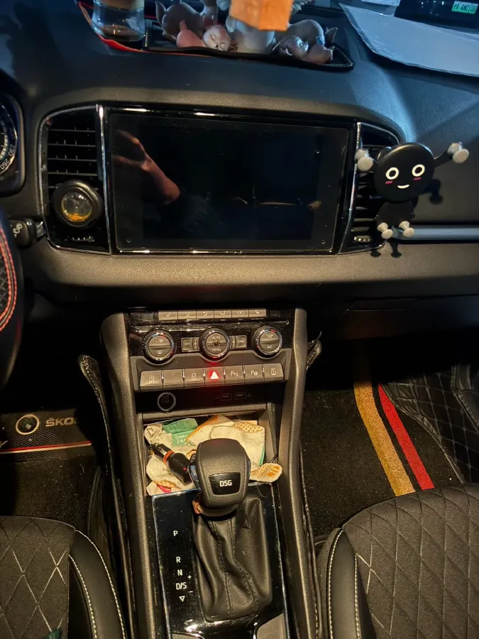 2019 Skoda Karoq 1.4T 150HP L4 7DCT,autocango,china used car exporter,china ev exporter,chinese used car exporter,chinese used ev exporter