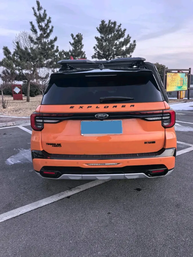 2024 Ford Explorer 2.3T 289HP L4 10AT,autocango,china used car exporter,china ev exporter,chinese used car exporter,chinese used ev exporter