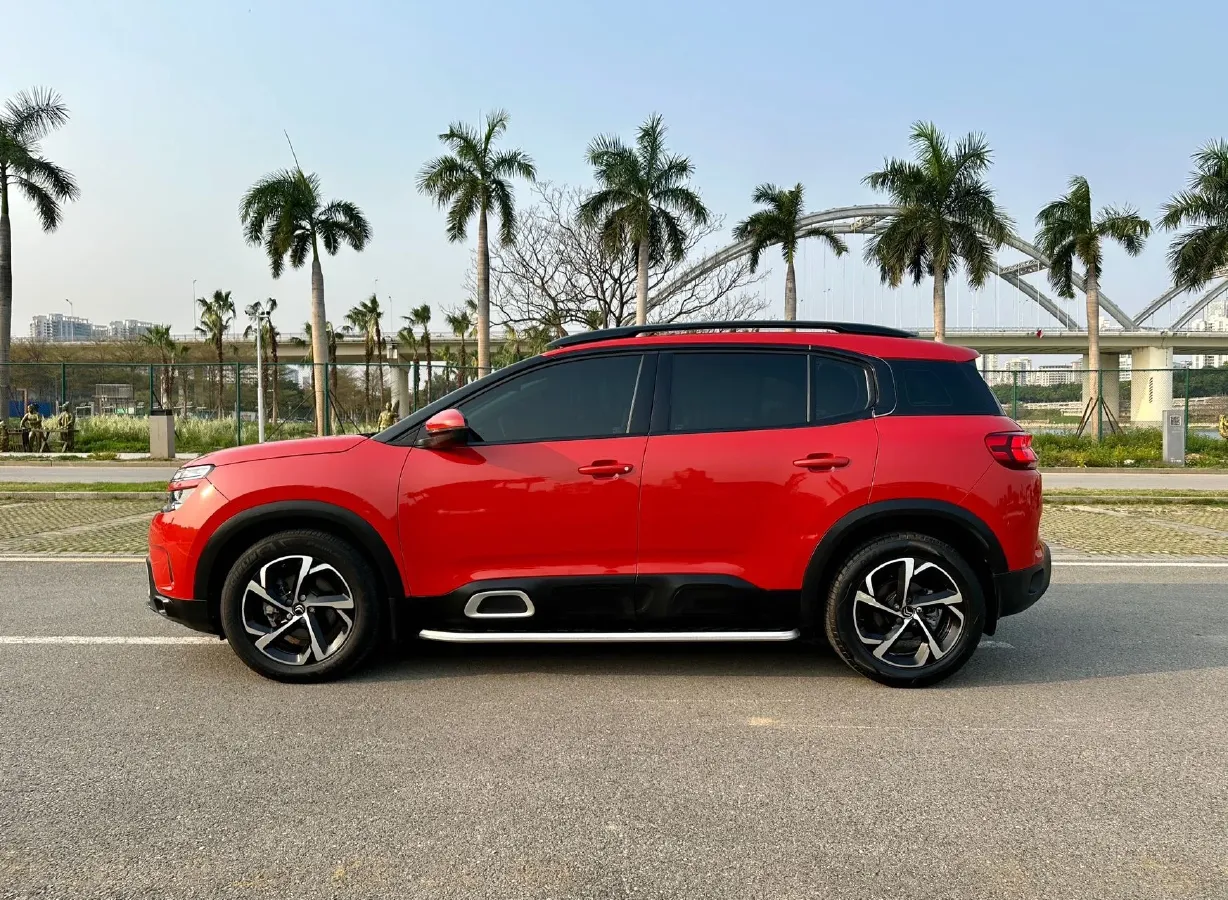 2020 Citroen C5 Aircross 1.6T 170HP L4 6AT,autocango,china used car exporter,china ev exporter,chinese used car exporter,chinese used ev exporter