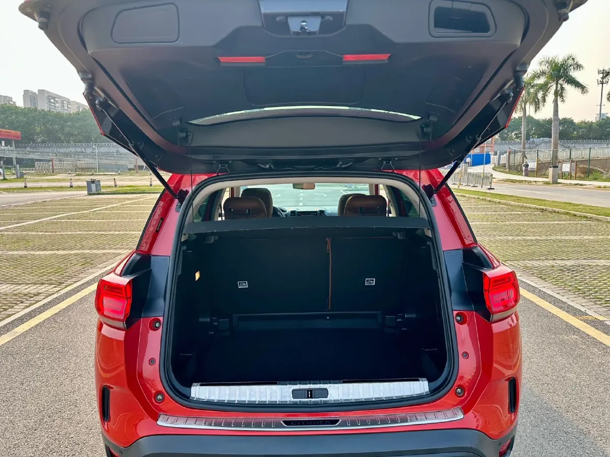 2020 Citroen C5 Aircross 1.6T 170HP L4 6AT,autocango,china used car exporter,china ev exporter,chinese used car exporter,chinese used ev exporter