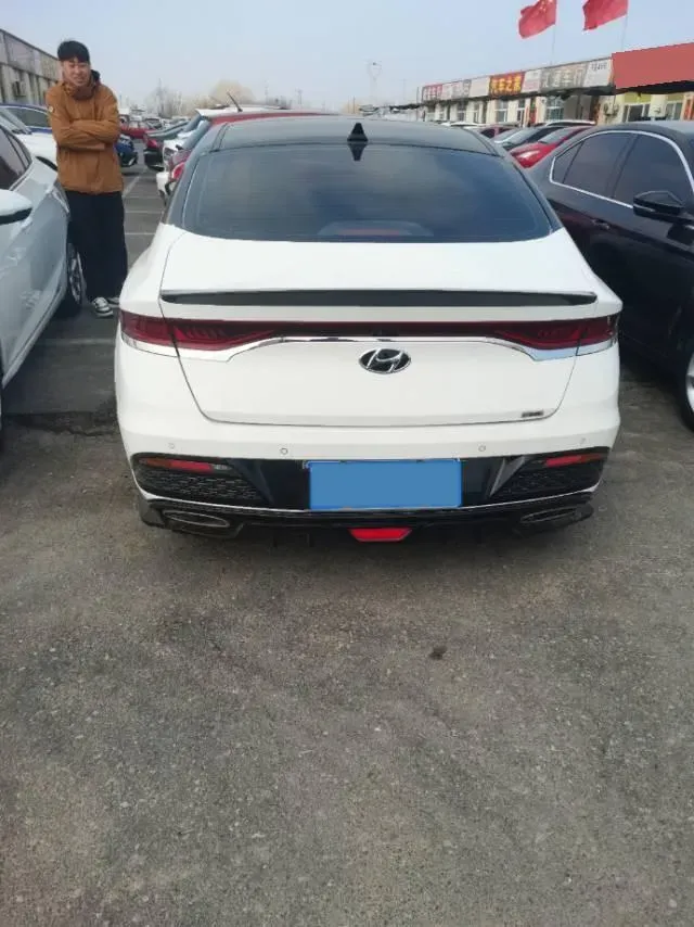 2019 Hyundai La Festa 1.6T 204HP L4 7DCT,autocango,china used car exporter,china ev exporter,chinese used car exporter,chinese used ev exporter