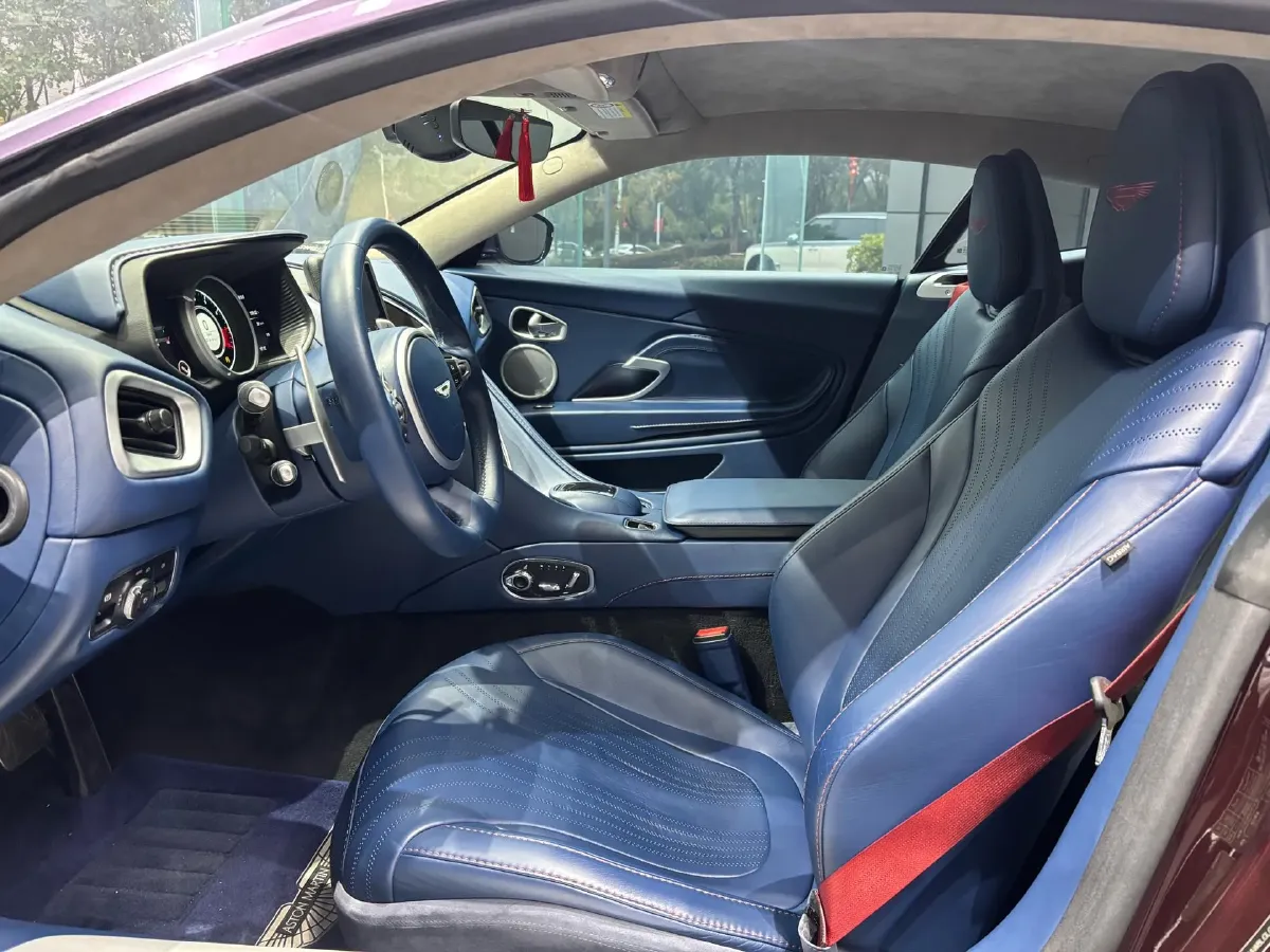 2020 Aston Martin DB11 4.0T 510HP V8 8AT,autocango,china used car exporter,china ev exporter,chinese used car exporter,chinese used ev exporter