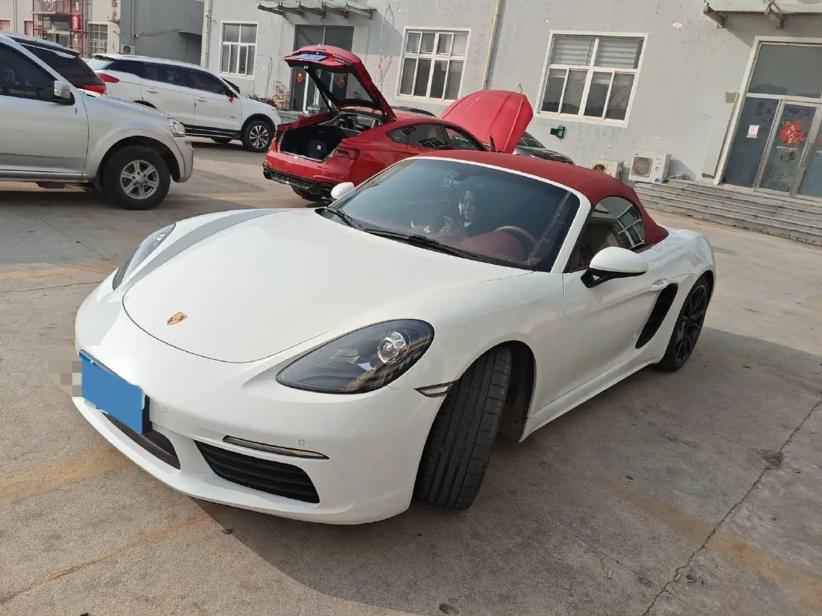 2020 Porsche 718 2.0T 250HP H4 7DCT,autocango,china used car exporter,china ev exporter,chinese used car exporter,chinese used ev exporter