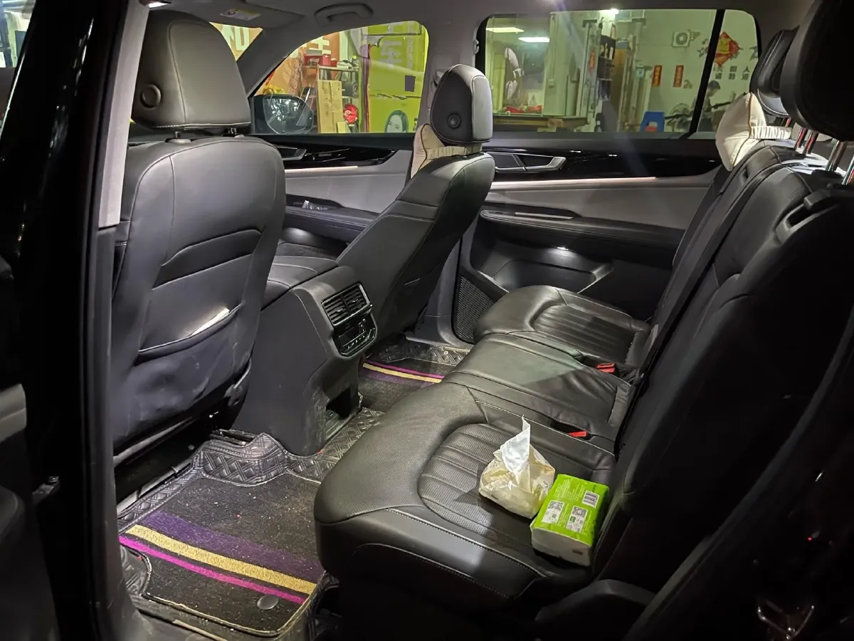 2022 Volkswagen Teramont 2.0T 220HP L4 7DCT,autocango,china used car exporter,china ev exporter,chinese used car exporter,chinese used ev exporter