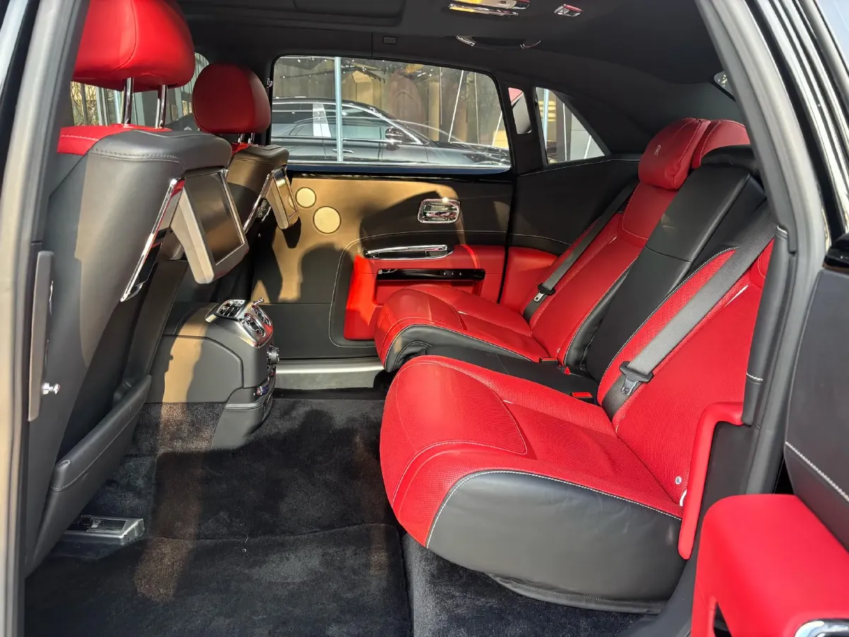 2015 Rolls-Royce Ghost 6.6T 571HP V12 8AT,autocango,china used car exporter,china ev exporter,chinese used car exporter,chinese used ev exporter