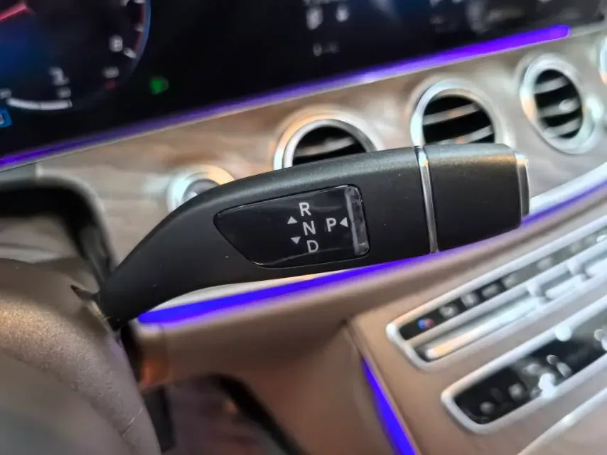 2023 Mercedes-Benz E Class 2.0T 258HP L4 9AT,autocango,china used car exporter,china ev exporter,chinese used car exporter,chinese used ev exporter