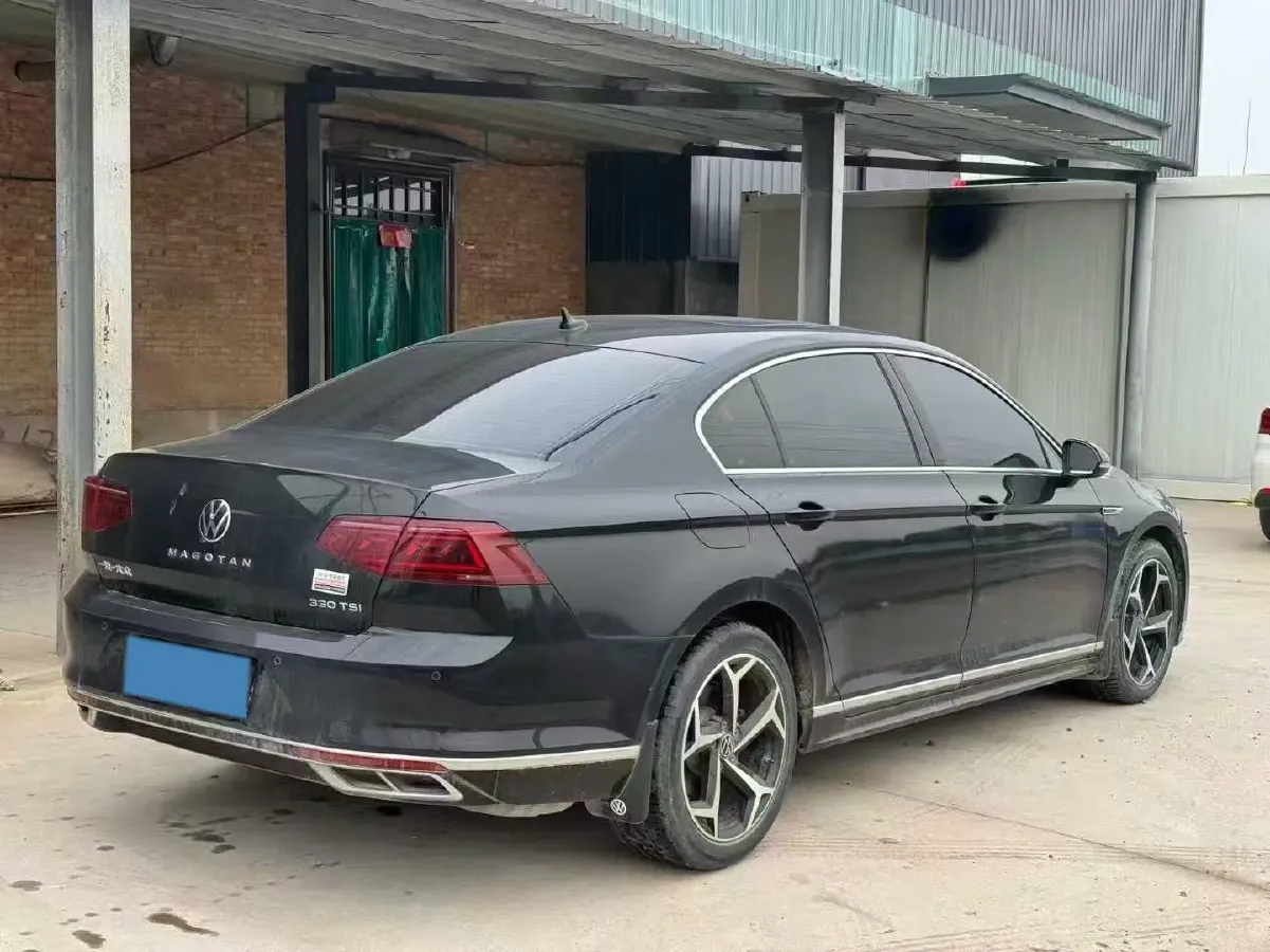2023 Volkswagen Magotan 2.0T 186HP L4 7DCT,autocango,china used car exporter,china ev exporter,chinese used car exporter,chinese used ev exporter