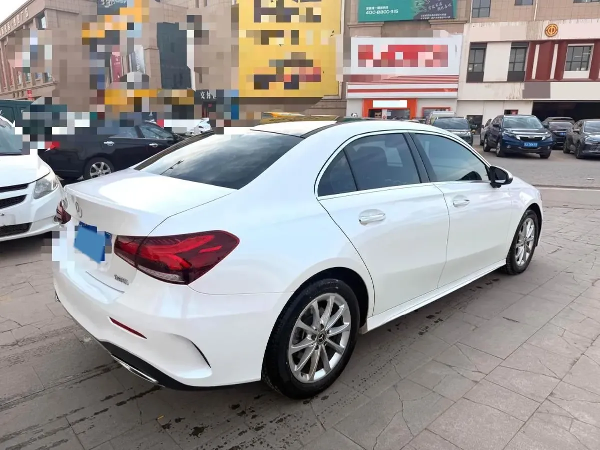 2022 Mercedes-Benz A Class 1.3T 163HP L4 7DCT,autocango,china used car exporter,china ev exporter,chinese used car exporter,chinese used ev exporter