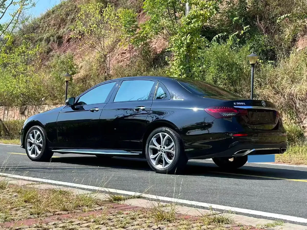 2022 Mercedes-Benz E Class 2.0T 258HP L4 9AT,autocango,china used car exporter,china ev exporter,chinese used car exporter,chinese used ev exporter