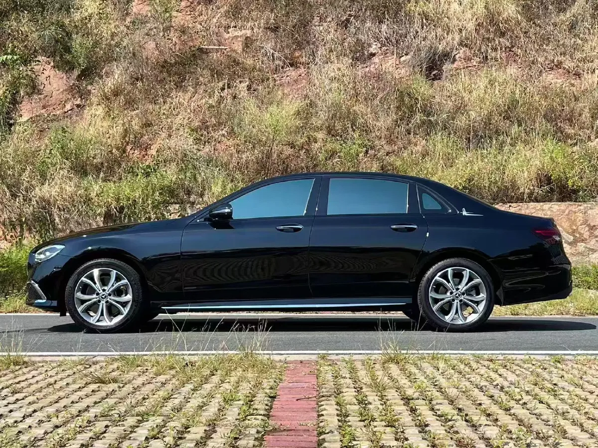 2022 Mercedes-Benz E Class 2.0T 258HP L4 9AT,autocango,china used car exporter,china ev exporter,chinese used car exporter,chinese used ev exporter
