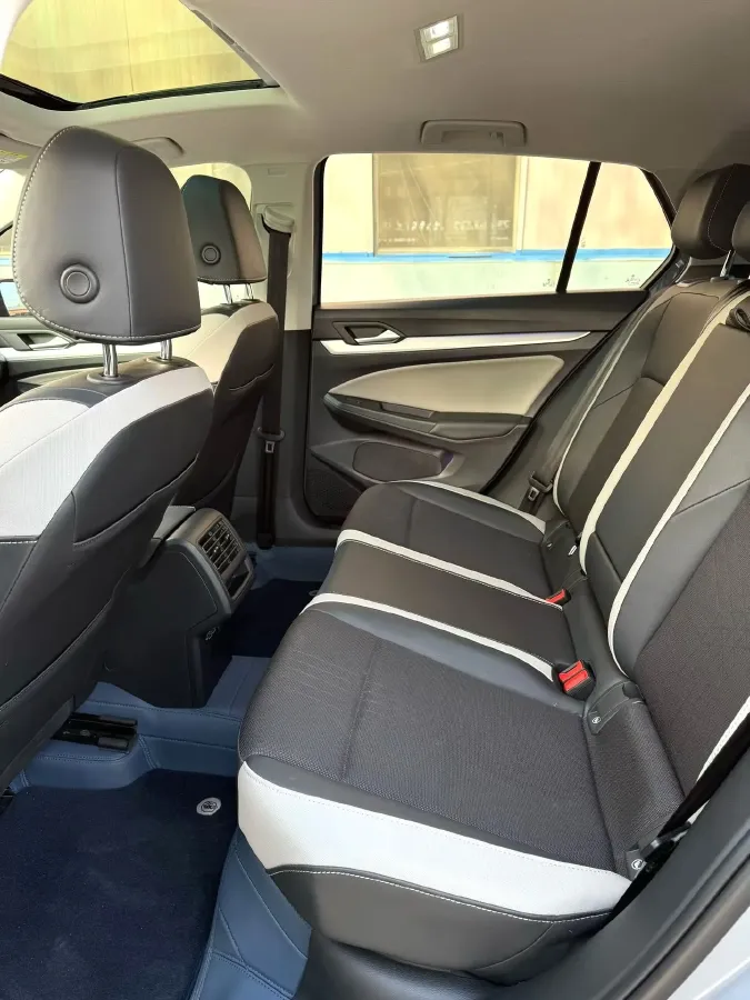 2021 Volkswagen Golf 1.4T 150HP L4 7DCT,autocango,china used car exporter,china ev exporter,chinese used car exporter,chinese used ev exporter