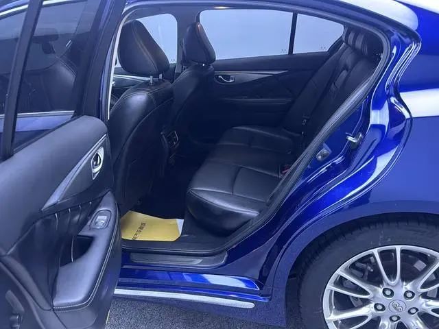 2016 Infiniti Q50L 2.0T 211HP L4 7AT,autocango,china used car exporter,china ev exporter,chinese used car exporter,chinese used ev exporter