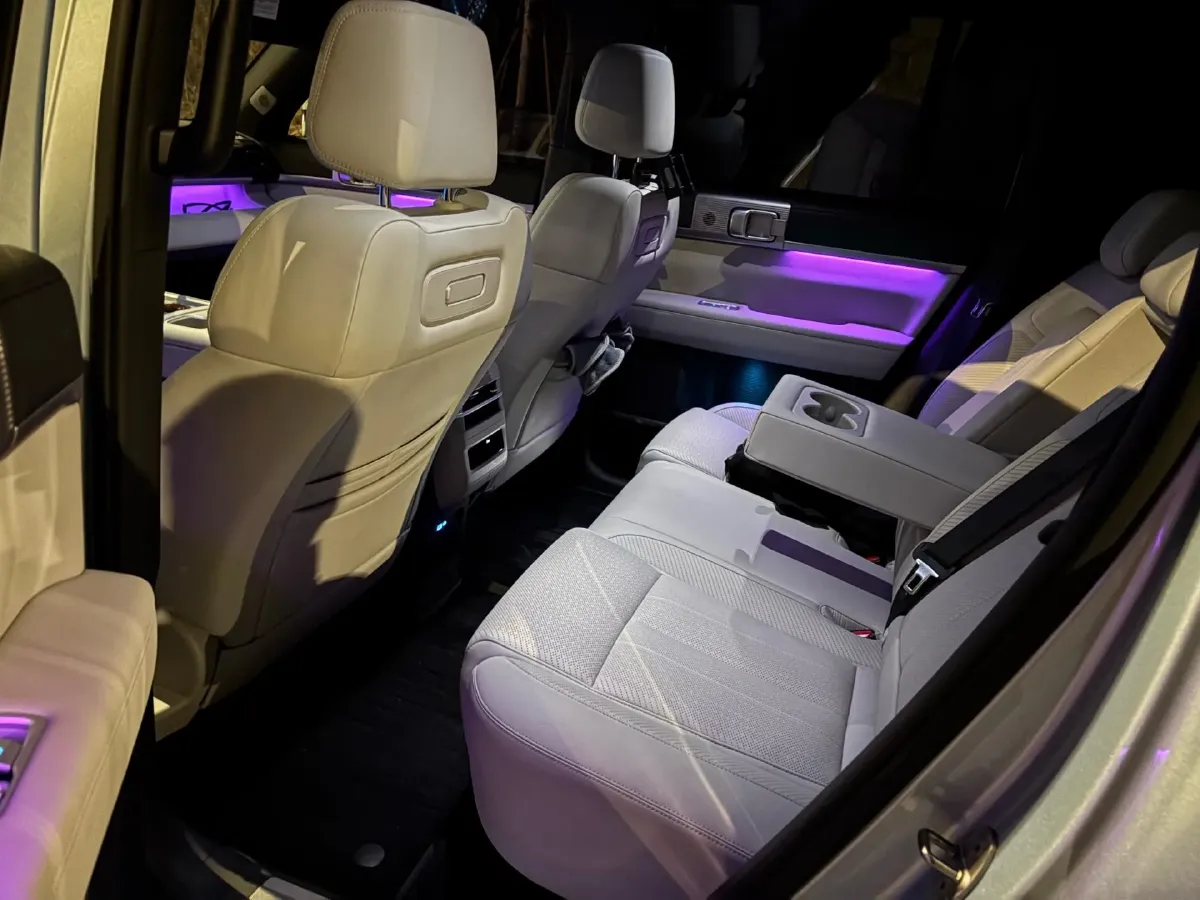 2025 FangChengBao Tai 7 1.5T 156HP L4 E-CVT PHEV,autocango,china used car exporter,china ev exporter,chinese used car exporter,chinese used ev exporter