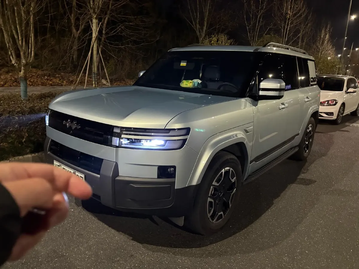 2025 FangChengBao Tai 7 1.5T 156HP L4 E-CVT PHEV,autocango,china used car exporter,china ev exporter,chinese used car exporter,chinese used ev exporter