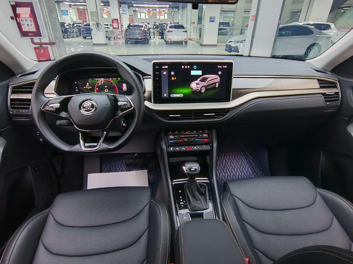 2022 Skoda Kodiak 2.0T 186HP L4 7DCT,autocango,china used car exporter,china ev exporter,chinese used car exporter,chinese used ev exporter