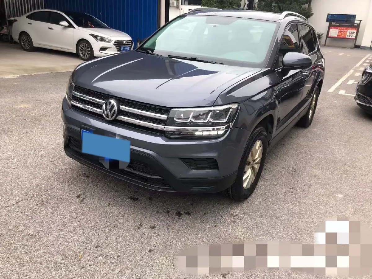 2019 MINI MINI 1.5T 102HP L3 7DCT,autocango,china used car exporter,china ev exporter,chinese used car exporter,chinese used ev exporter