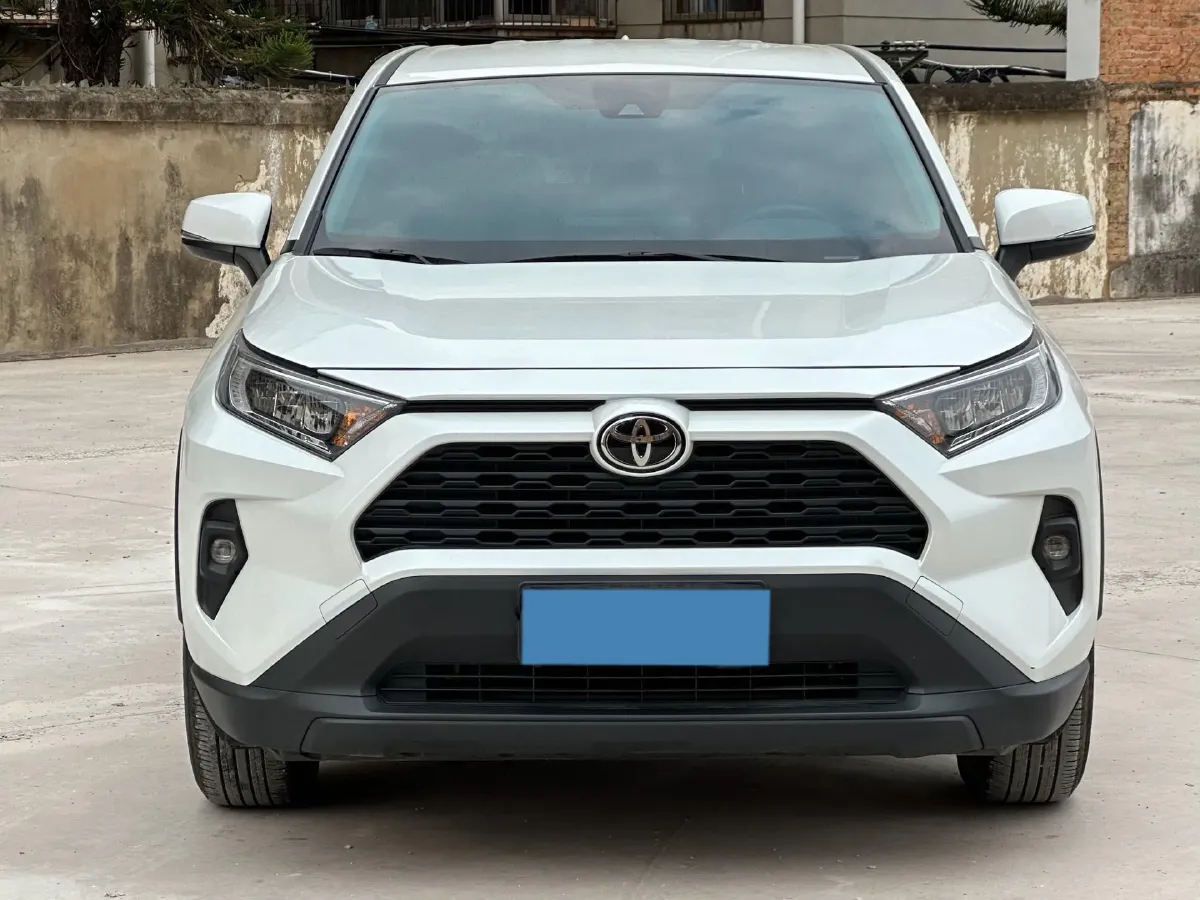 2024 Toyota RAV4 2.0L 171HP L4 CVT,autocango,china used car exporter,china ev exporter,chinese used car exporter,chinese used ev exporter