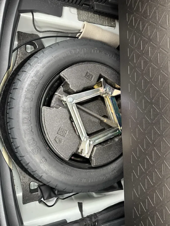 2024 Toyota RAV4 2.0L 171HP L4 CVT,autocango,china used car exporter,china ev exporter,chinese used car exporter,chinese used ev exporter