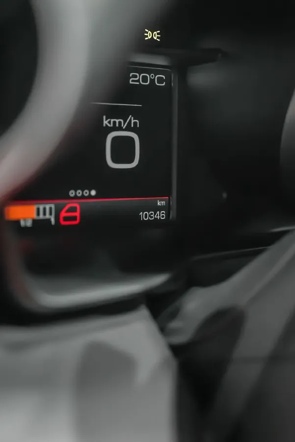 2019 Aston Martin DB11 5.2T 639HP V12 8AT,autocango,china used car exporter,china ev exporter,chinese used car exporter,chinese used ev exporter