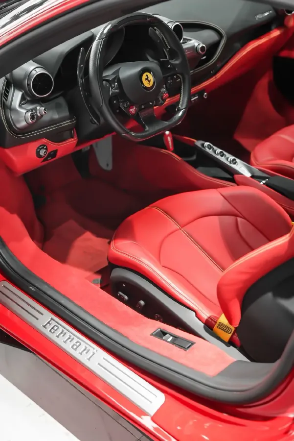 2019 Aston Martin DB11 5.2T 639HP V12 8AT,autocango,china used car exporter,china ev exporter,chinese used car exporter,chinese used ev exporter