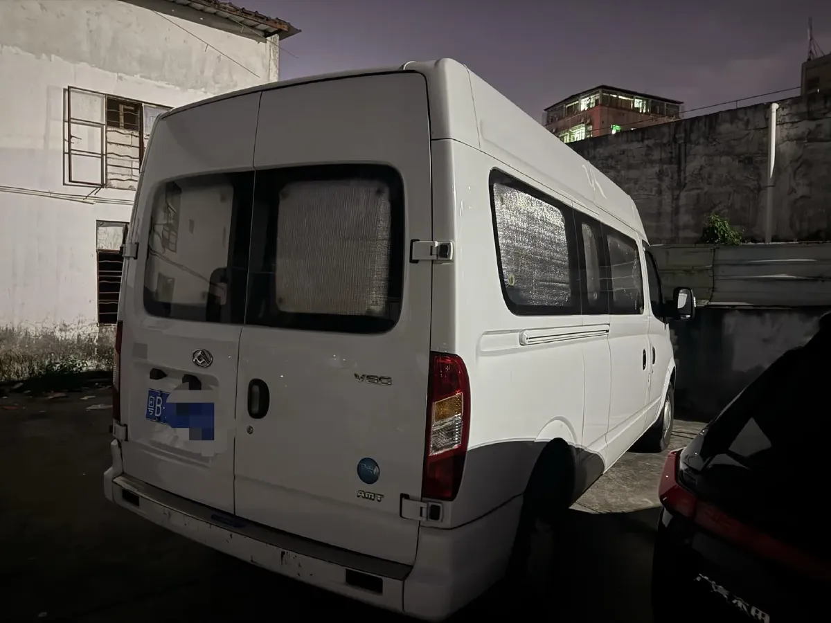 2023 MAXUS Interstellar 2.0T 143HP L4 6MT,autocango,china used car exporter,china ev exporter,chinese used car exporter,chinese used ev exporter