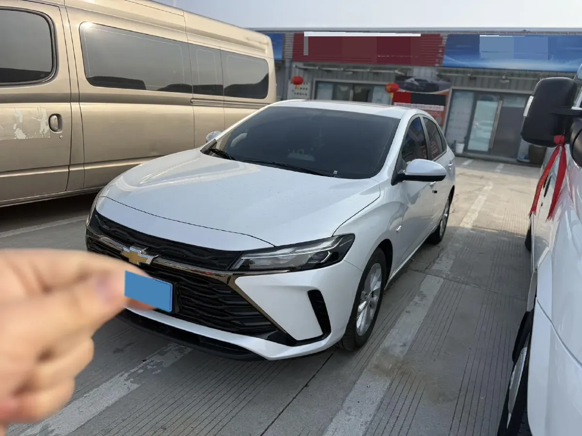 2024 Chevrolet Monza 1.5L 113HP L4 6DCT,autocango,china used car exporter,china ev exporter,chinese used car exporter,chinese used ev exporter