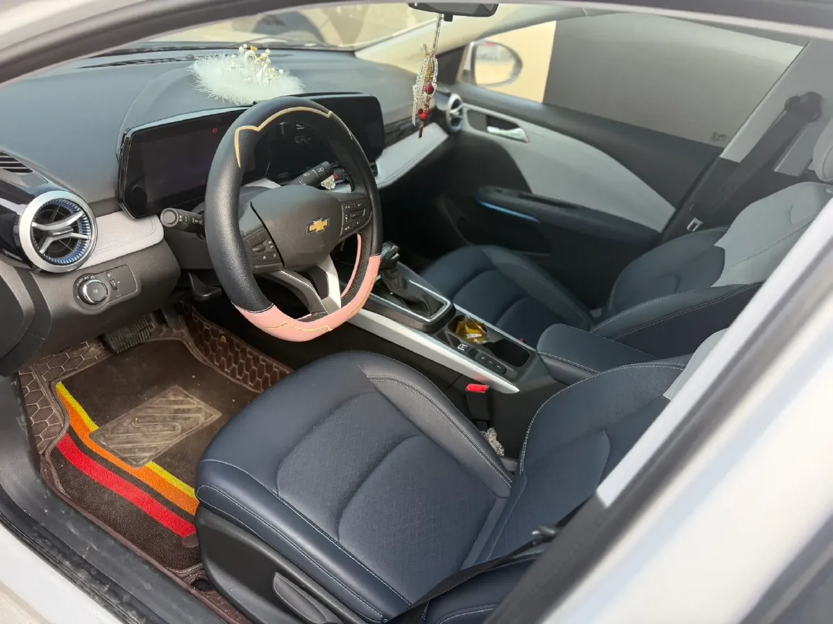 2024 Chevrolet Monza 1.5L 113HP L4 6DCT,autocango,china used car exporter,china ev exporter,chinese used car exporter,chinese used ev exporter