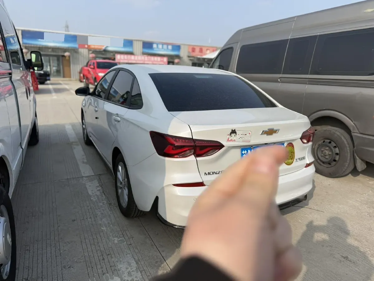 2024 Chevrolet Monza 1.5L 113HP L4 6DCT,autocango,china used car exporter,china ev exporter,chinese used car exporter,chinese used ev exporter