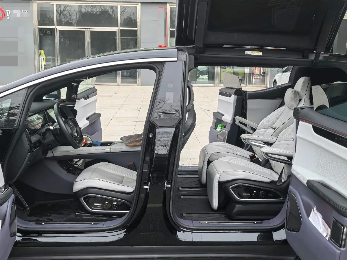 2021 HiPhi X BEV 97KWH,autocango,china used car exporter,china ev exporter,chinese used car exporter,chinese used ev exporter