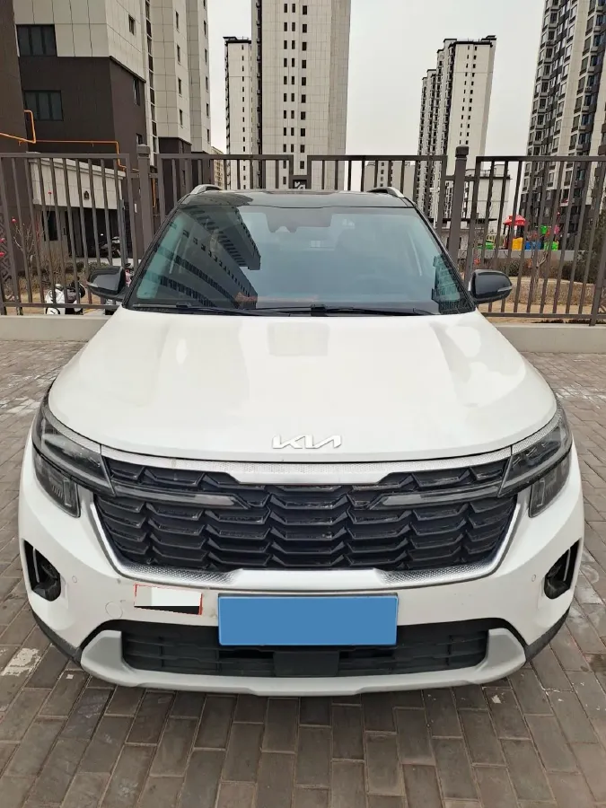 2023 Kia Seltos 1.5L 115HP L4 CVT,autocango,china used car exporter,china ev exporter,chinese used car exporter,chinese used ev exporter