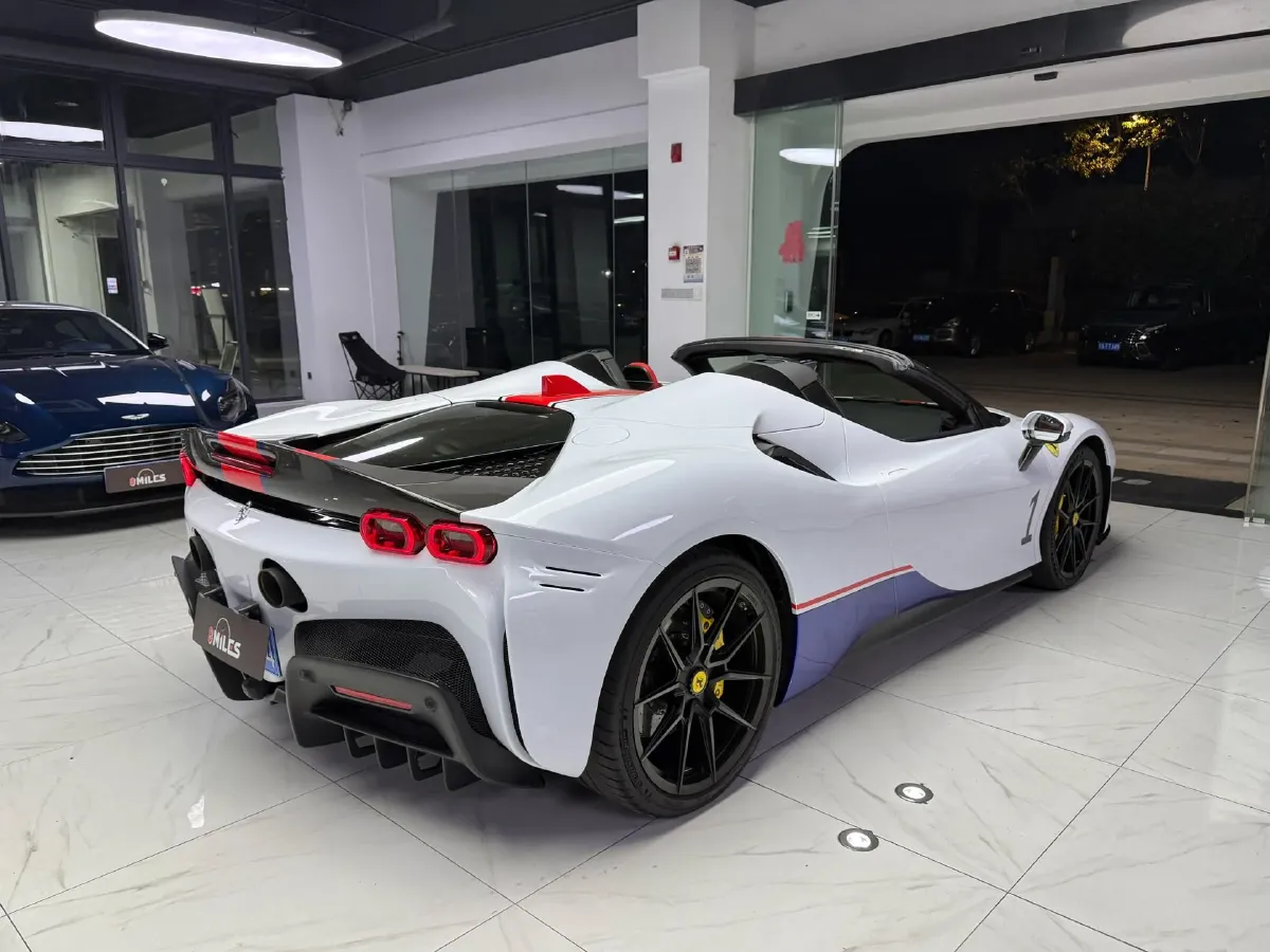 2021 Ferrari SF90 3.9T 781HP V8 8DCT PHEV 7.9KWH,autocango,china used car exporter,china ev exporter,chinese used car exporter,chinese used ev exporter