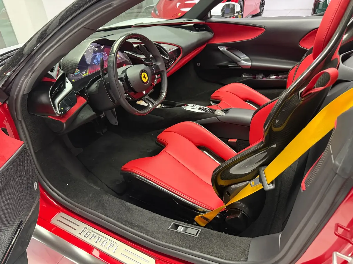 2021 Ferrari SF90 3.9T 781HP V8 8DCT PHEV 7.9KWH,autocango,china used car exporter,china ev exporter,chinese used car exporter,chinese used ev exporter