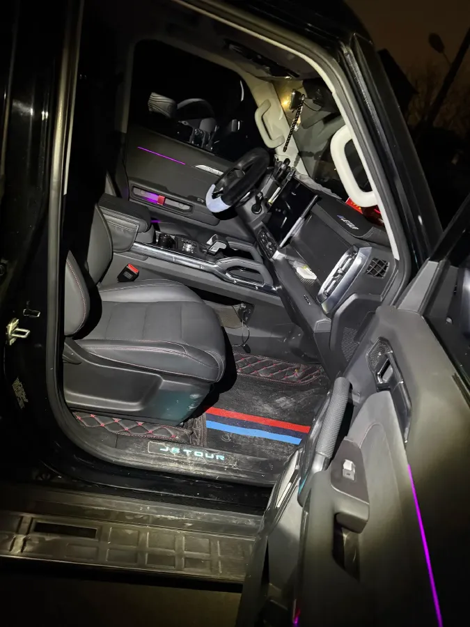 2023 Jetour Traveller 2.0T 254HP L4 7DCT,autocango,china used car exporter,china ev exporter,chinese used car exporter,chinese used ev exporter