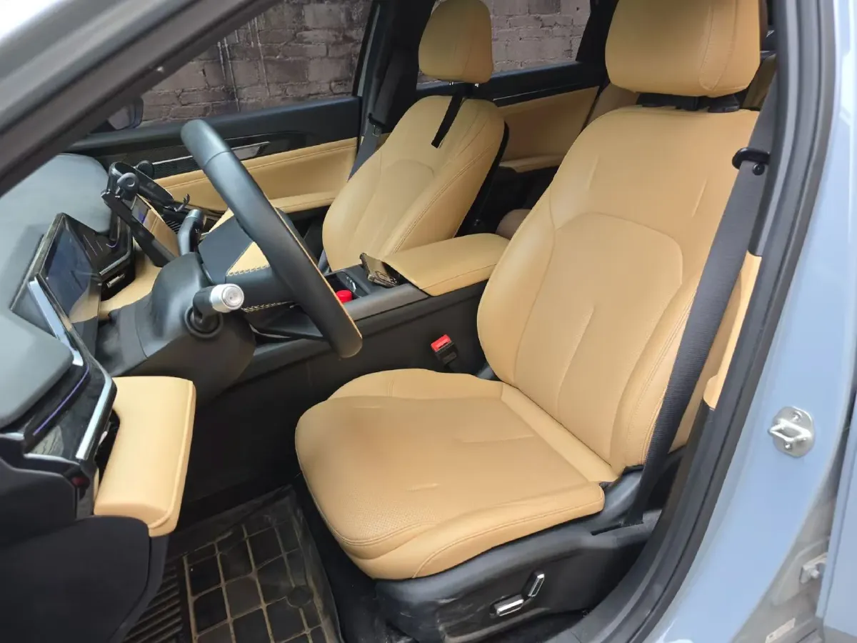 2024 Geely Galaxy L6 1.5T 163HP L4 3DHT PHEV,autocango,china used car exporter,china ev exporter,chinese used car exporter,chinese used ev exporter