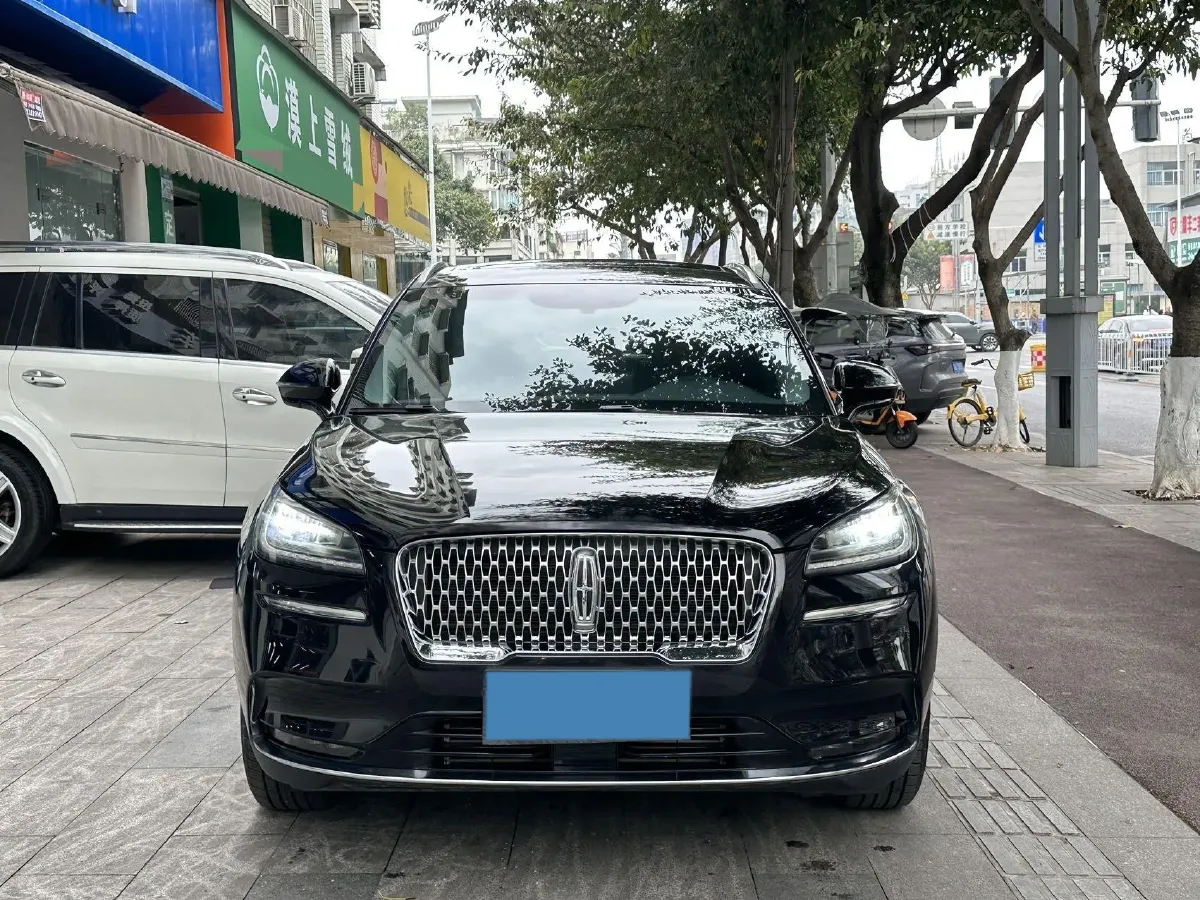 2021 Lincoln Corsair 2.0T 245HP L4 8AT,autocango,china used car exporter,china ev exporter,chinese used car exporter,chinese used ev exporter