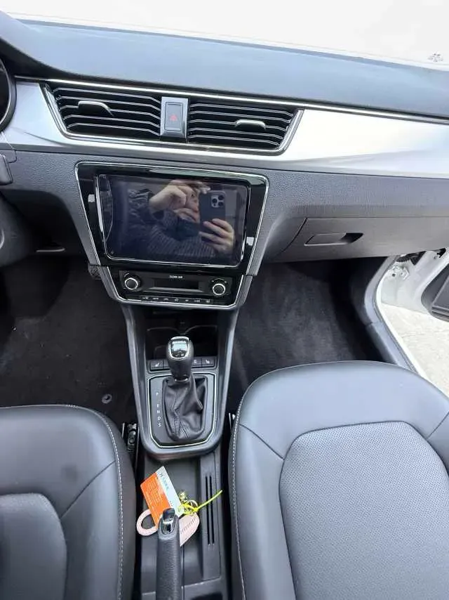 2022 Skoda Rapid 1.5L 112HP L4 6AT,autocango,china used car exporter,china ev exporter,chinese used car exporter,chinese used ev exporter