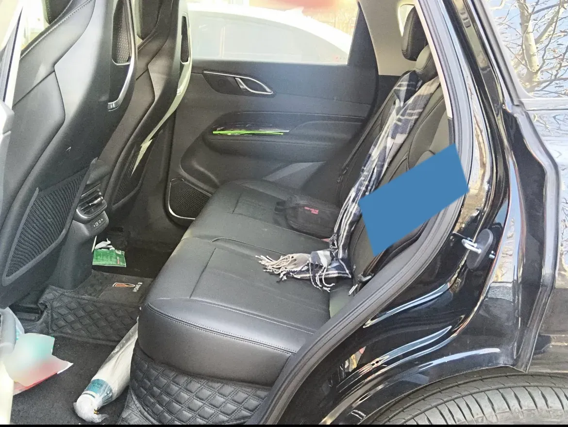 2024 HongQi HS3 1.5T 169HP L4 1DHT PHEV 18.4KWH,autocango,china used car exporter,china ev exporter,chinese used car exporter,chinese used ev exporter