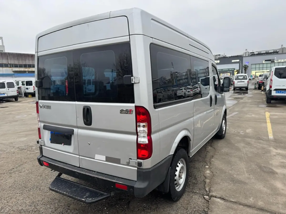2021 DongFeng DFAC YuFeng 2.5T 136HP L4 6MT,autocango,china used car exporter,china ev exporter,chinese used car exporter,chinese used ev exporter