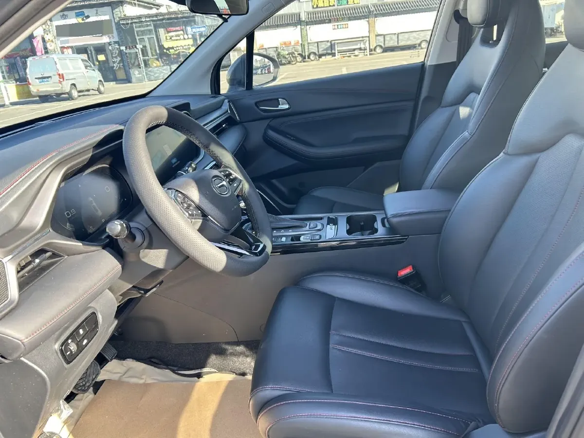 2021 GAC Trumpchi GS4 1.5T 169HP L4 6AT,autocango,china used car exporter,china ev exporter,chinese used car exporter,chinese used ev exporter