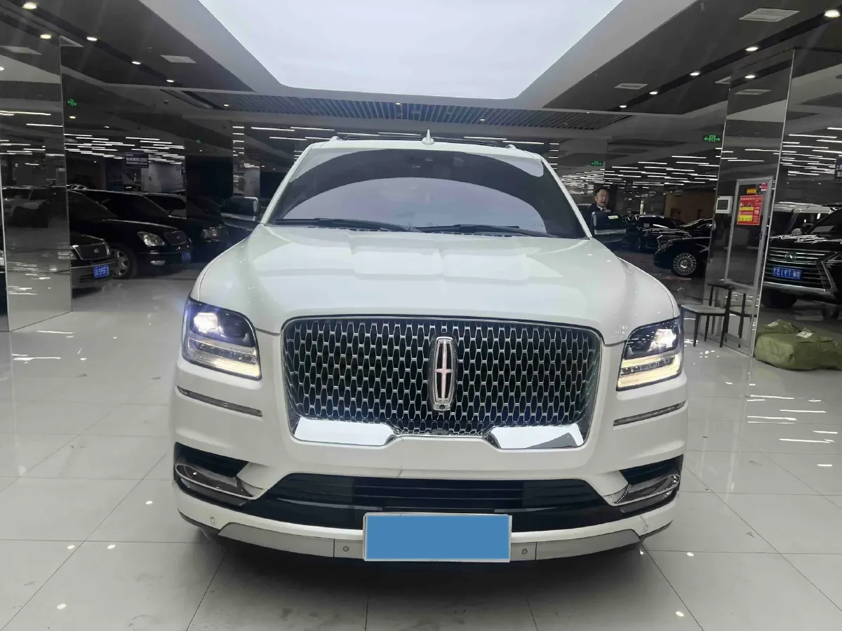 2018 Lincoln Navigator 3.5T 415HP V6 10AT,autocango,china used car exporter,china ev exporter,chinese used car exporter,chinese used ev exporter
