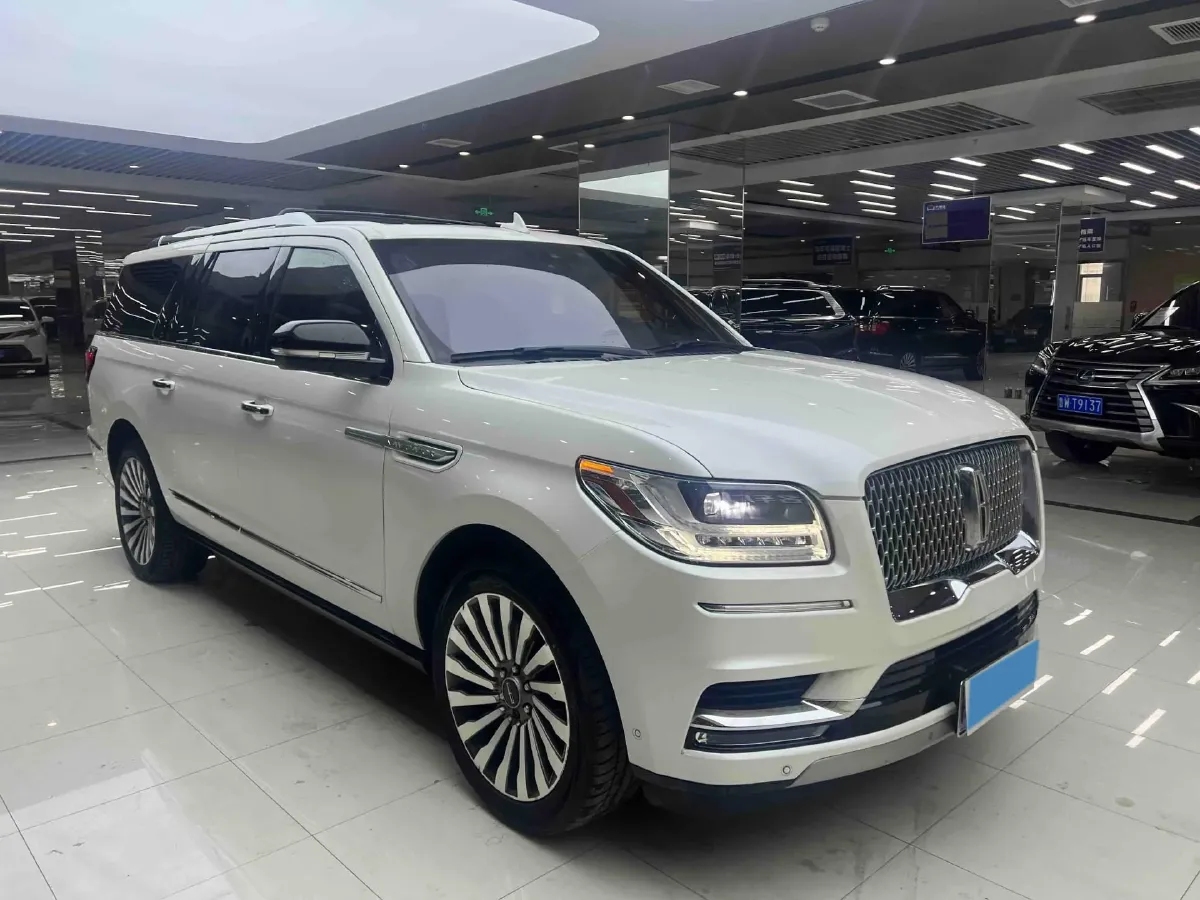 2018 Lincoln Navigator 3.5T 415HP V6 10AT,autocango,china used car exporter,china ev exporter,chinese used car exporter,chinese used ev exporter