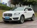 2019 Lincoln Nautilus 2.0T 224HP L4 8AT