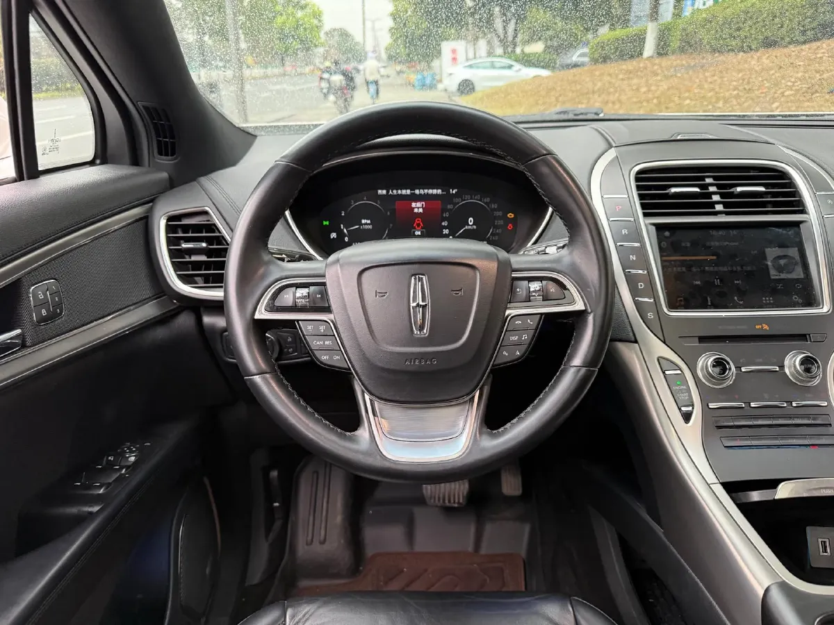2019 Lincoln Nautilus 2.0T 224HP L4 8AT,autocango,china used car exporter,china ev exporter,chinese used car exporter,chinese used ev exporter