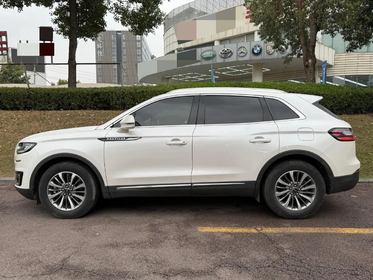 2019 Lincoln Nautilus 2.0T 224HP L4 8AT,autocango,china used car exporter,china ev exporter,chinese used car exporter,chinese used ev exporter