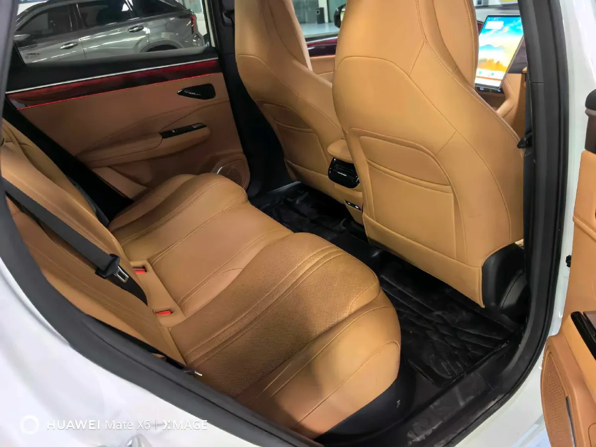 2025 Geely Galaxy L7 1.5L 112HP L4 1DHT PHEV 18.4KWH,autocango,china used car exporter,china ev exporter,chinese used car exporter,chinese used ev exporter