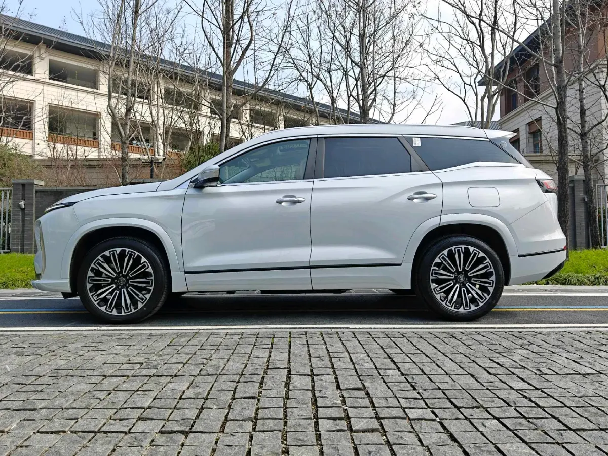 2025 Isuzu Taga EV BEV,autocango,china used car exporter,china ev exporter,chinese used car exporter,chinese used ev exporter