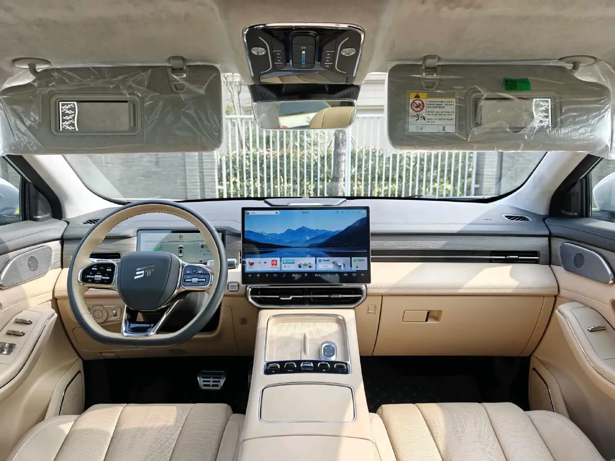 2025 Isuzu Taga EV BEV,autocango,china used car exporter,china ev exporter,chinese used car exporter,chinese used ev exporter